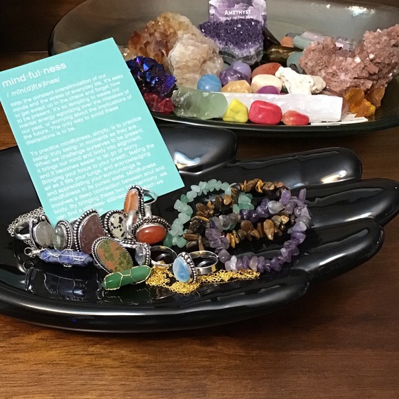 HEALING Jewelry - LIKE👍this listing for LIVE JEWELRY healing gems & crystal stones🖤 11 PST